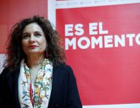 La Ministra de Hacienda, María Jesús Montero, durante la reunión con el secretario general de CCOO, Unai Sordo, en la sede del sindicato en Madrid.- EFE/Zipi