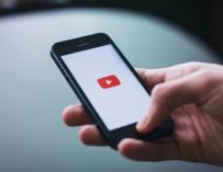YouTube cree que la Directiva europea amenaza su economía creativa