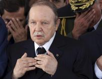 Los partidos gubernamentales argelinos apoyan a Bouteflika para un cuarto mandato