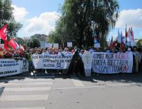 Un millar de trabajadores de Alcoa de toda España exigen una tarifa eléctrica que evite cierre de plantas