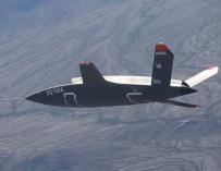 El XQ-58A Valkyrie en pleno vuelo (US. Dod)