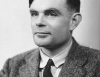 Alan Turing, el padre homosexual de la informática que descifró a los nazis