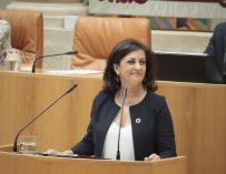 La candidata socialista a la presidencia de La Rioja, Concha Andreu, en el Parlamento de La Rioja, durante la primera sesión del pleno de investidura para la elección de la presidenta del Gobierno regional.