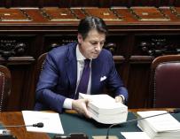 El primer ministro italiano, Giuseppe Conte, durante el debate previo a la votación sobre la ley de presupuesto (EFE/EPA/GIUSEPPE LAMI)