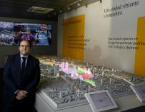 El presidente de DCN, Antonio Bejár, presenta la maqueta del proyecto