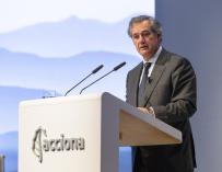 El presidente de Acciona, José Manuel Entrecanales, ante la junta del grupo