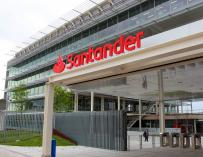 Nueva sede del Santander España en el inmueble del Popular