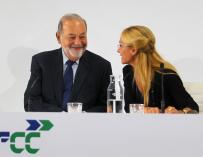 Carlos Slim y Esther Alcocer Koplowitz en el último 'investors day' de la compañía.