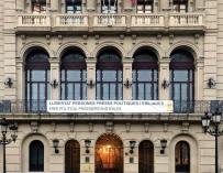 La Diputación de Lleida repone las pancartas a favor de los políticos presos