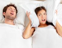 El ronquido fuerte y la apnea del sueño pueden ser una señal de deterioro temprano de la memoria y el pensamiento