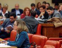 La ministra de Economía, Nadia Calviño, durante el debate en la Diputación Permanente