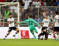 Real Madrid CF's Isco (2L) scores the 2-0 during the Spainish Super Cup semi-final match between Real Madrid CF and Valencia FC at King Abdullah Sport City Stadium, Jeddah, Saudi Arabia, 08 January 2020.