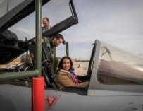 Visita de Margarita Robles a la Base Aérea de los Llanos y la Maestranza Aérea de Albacete (Foto: Mde.es)