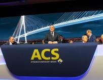 Florentino Pérez, presidente de ACS, durante la junta de accionistas celebrada este viernes.