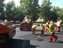 La operación asfalto volverá a la capital desde 2014 con el nuevo contrato integral de infraestructuras viarias