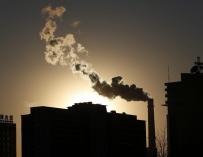 China, en alerta por una dañina capa de contaminación que cubre la mitad del país