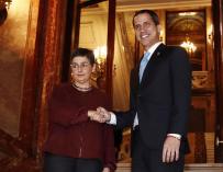 El Gobierno enmienda a Sánchez y define a Guaidó como "presidente encargado"