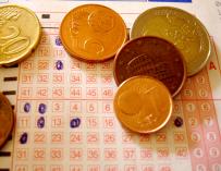 Fotografía de un boleto de lotería como el del Euromillones.