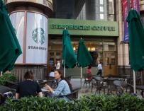Starbucks libra una batalla en China por dominar el mercado del café
