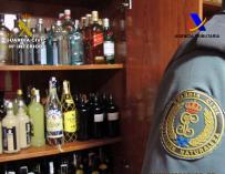 Guardia Civil se incauta 35 botellas de alcohol manipuladas y abre una investigación a una empresa de Yecla