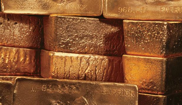 El oro cotiza en torno a los 1.300 dólares por onza.