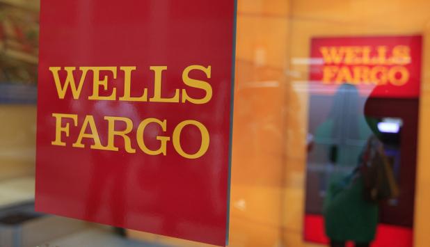 La FED congela el plan de expansión de Wells Fargo por falsear cuentas